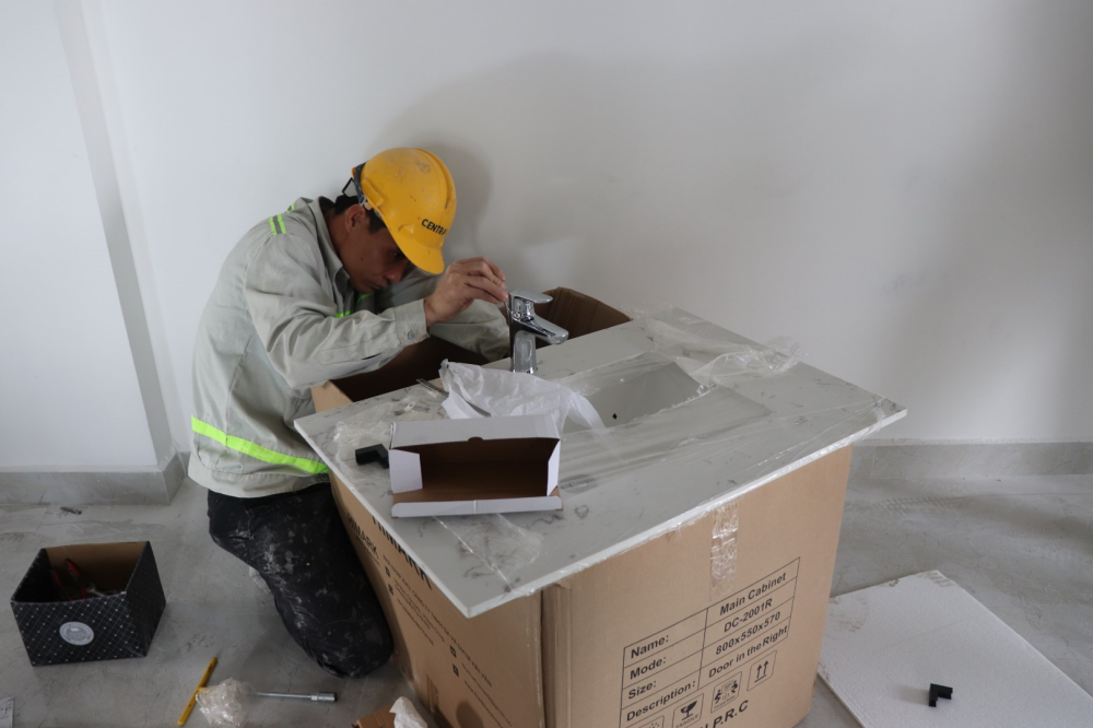 Kiểm tra đánh giá chất lượng của hãng sản xuất đối với thiết bị vật tư, phụ kiện lắp đặt tại dự án Feliz Homes