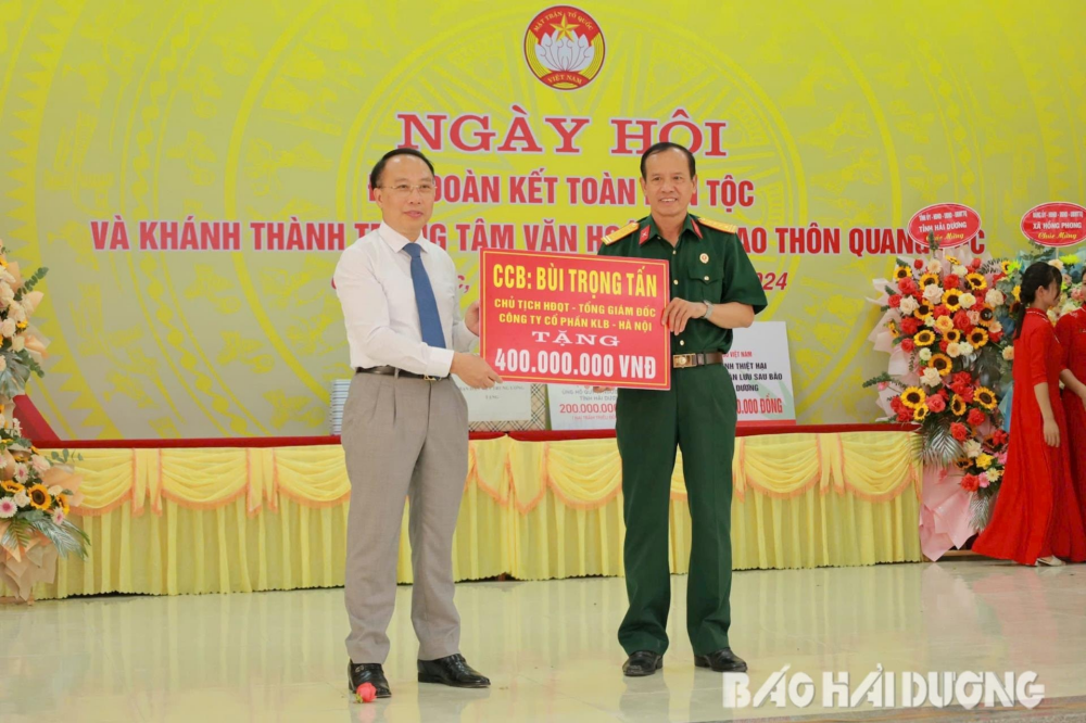 (Báo Hải Dương) Thôn Quang rực đoàn kết