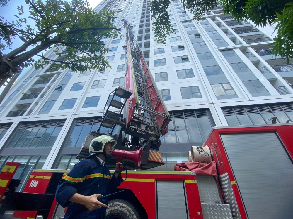 0229e403ee7e4b20126f24