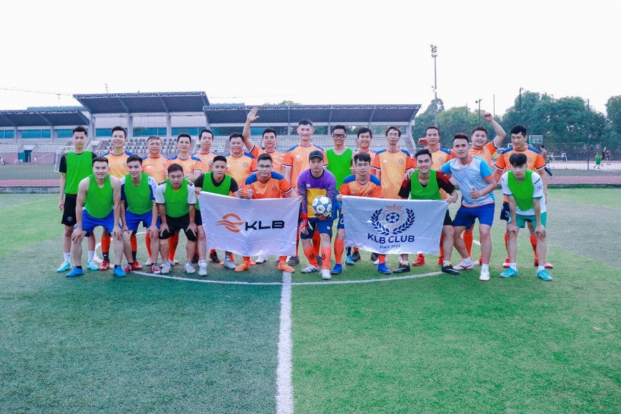 HỘI QUÂN & THI ĐẤU BÓNG ĐÁ KLB FC VS KINH BẮC LAND FC