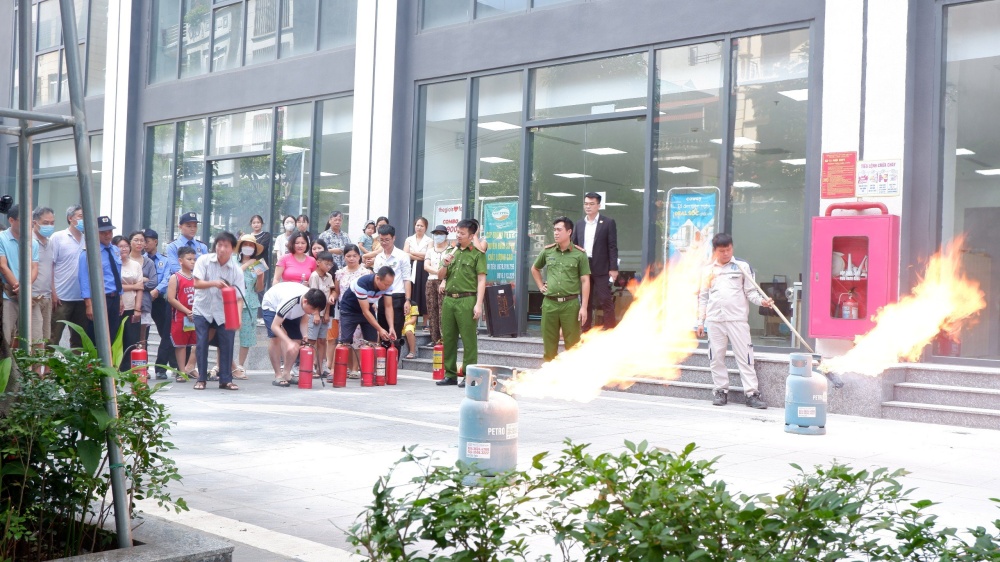 410aedc9e6b443ea1aa516