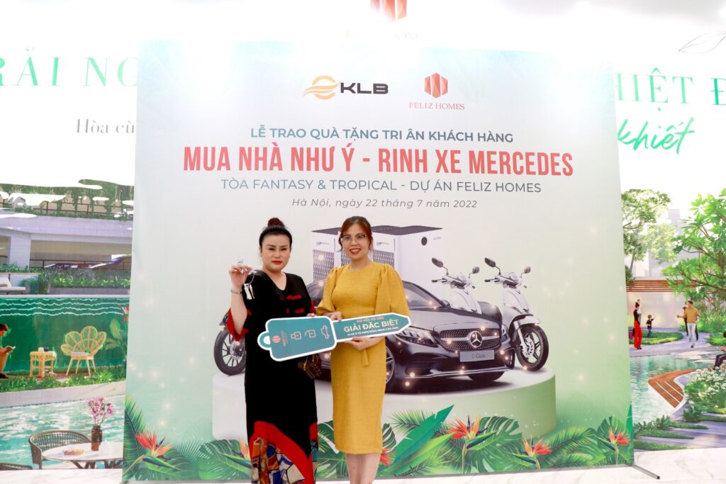 Lễ bàn giao quà tặng Tri ân khách hàng Feliz Homes