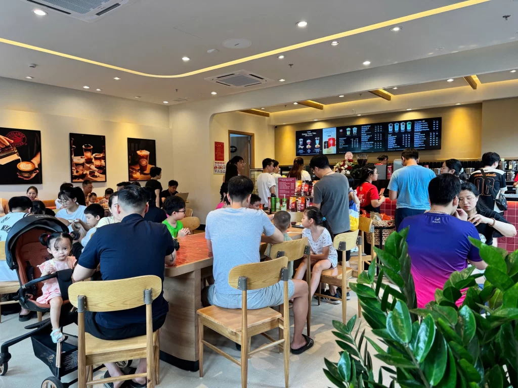 Highlands Coffee tại Feliz Homes – Góc cực chill cho cư dân hiện đại