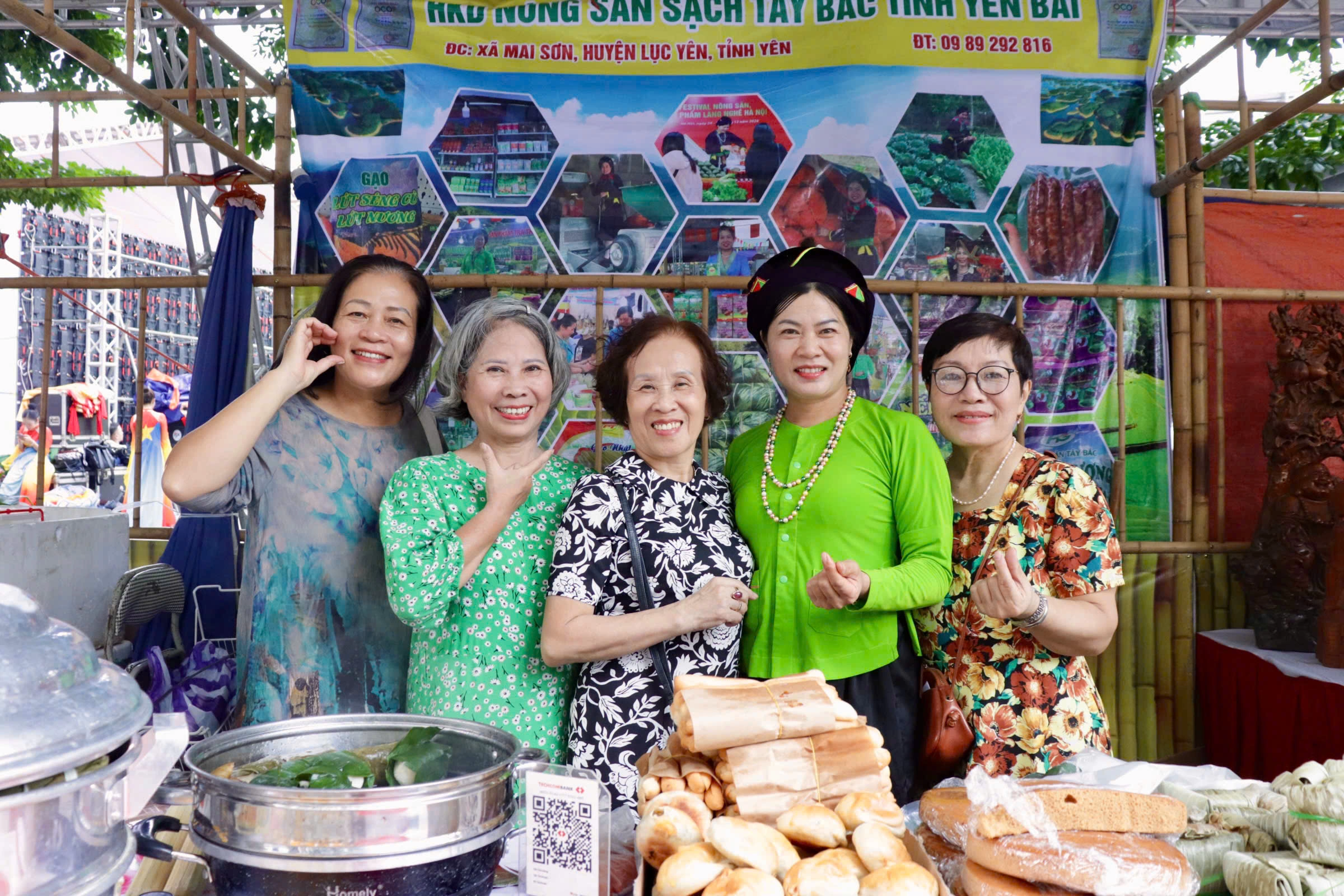 Khai mạc sự kiện giới thiệu sản phẩm OCOP tại Feliz Homes