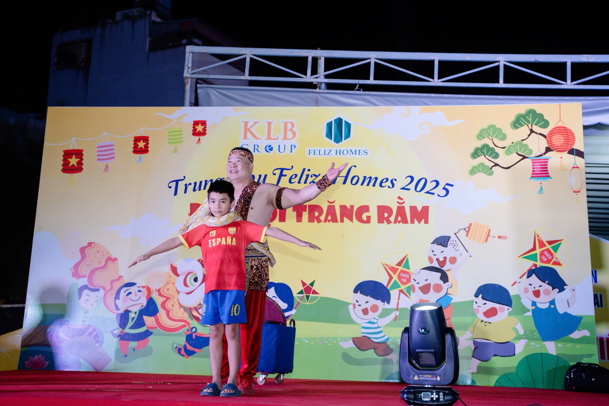 ĐÊM HỘI TRĂNG RẰM FELIZ HOMES 2025 – MÙA TRĂNG ĐOÀN VIÊN, NIỀM VUI LAN TỎA