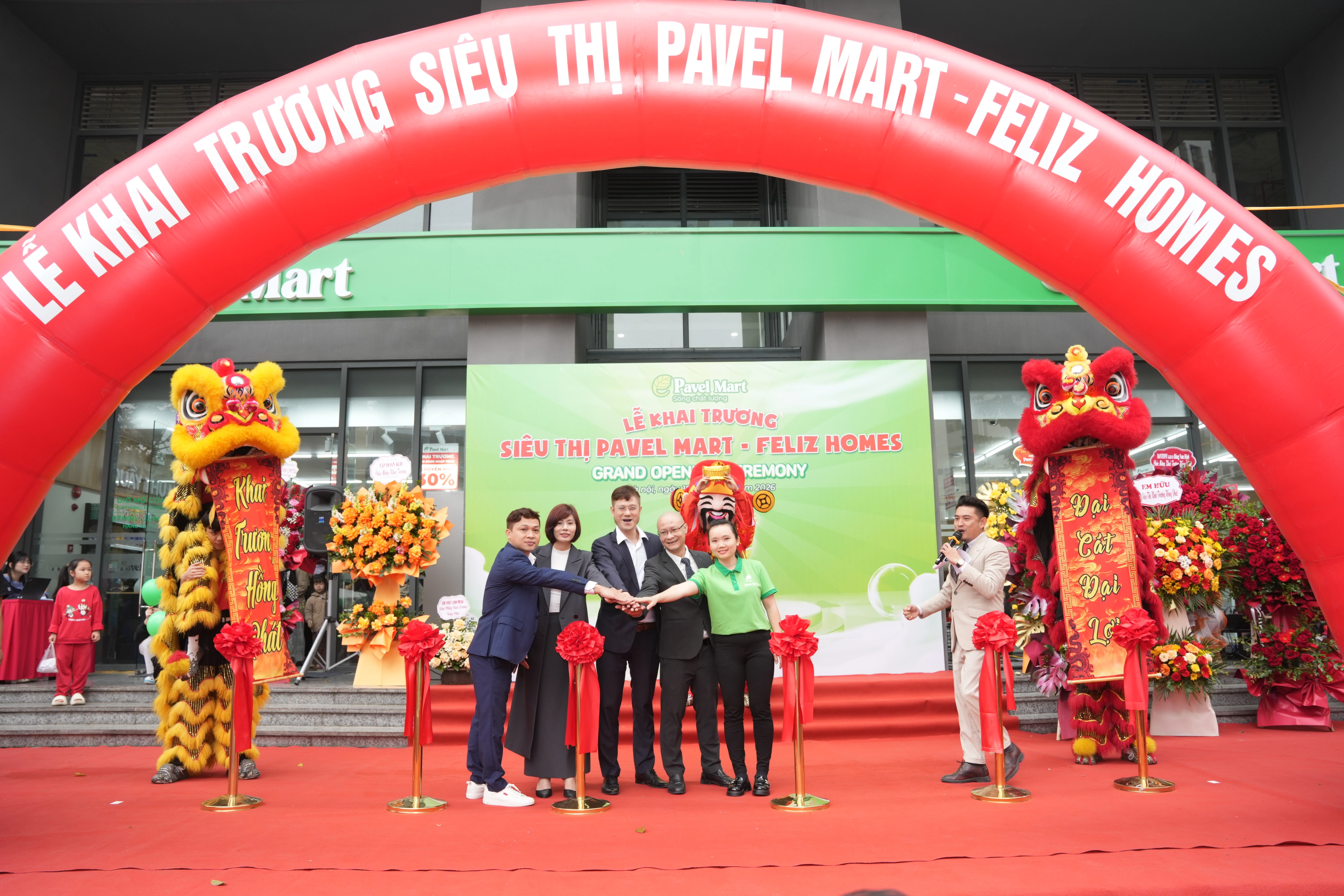 TOÀN CẢNH NGÀY KHAI TRƯƠNG PAVEL MART: RỰC RỠ VÀ CẢM XÚC