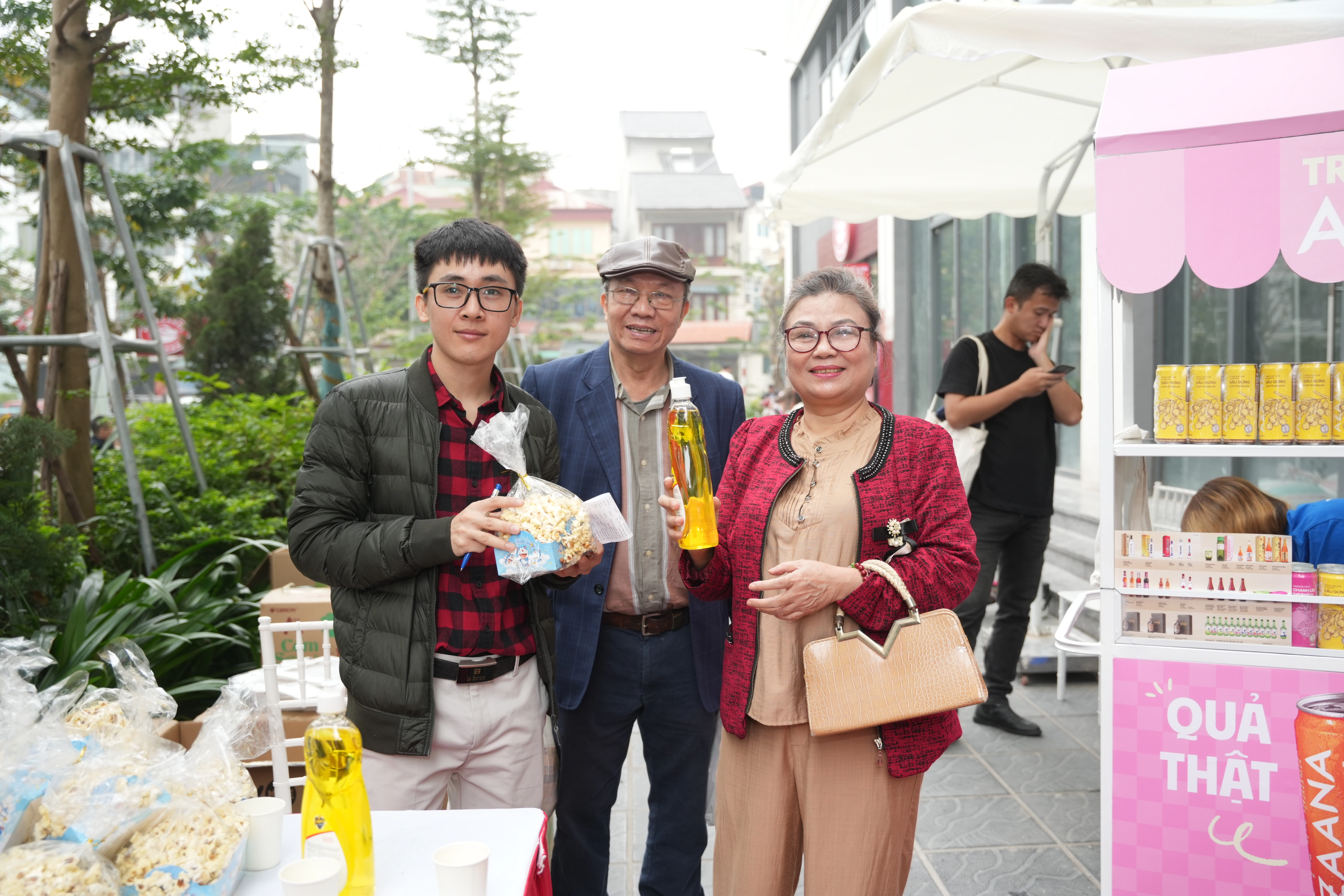 TOÀN CẢNH NGÀY KHAI TRƯƠNG PAVEL MART: RỰC RỠ VÀ CẢM XÚC