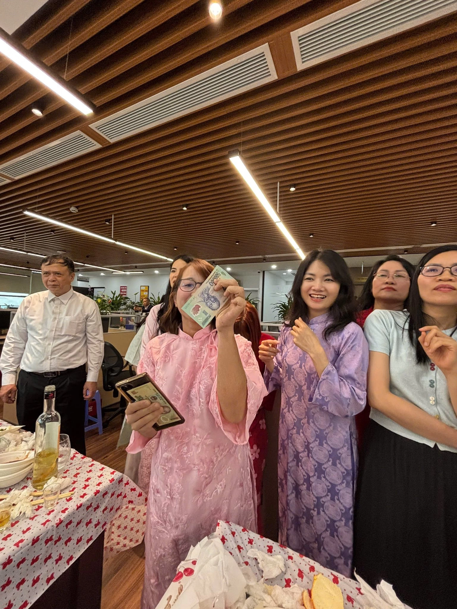 KLB GROUP KHAI XUÂN MÙNG 10 – KHỞI ĐẦU MỚI, KHÍ THẾ MỚI, THÀNH CÔNG MỚI