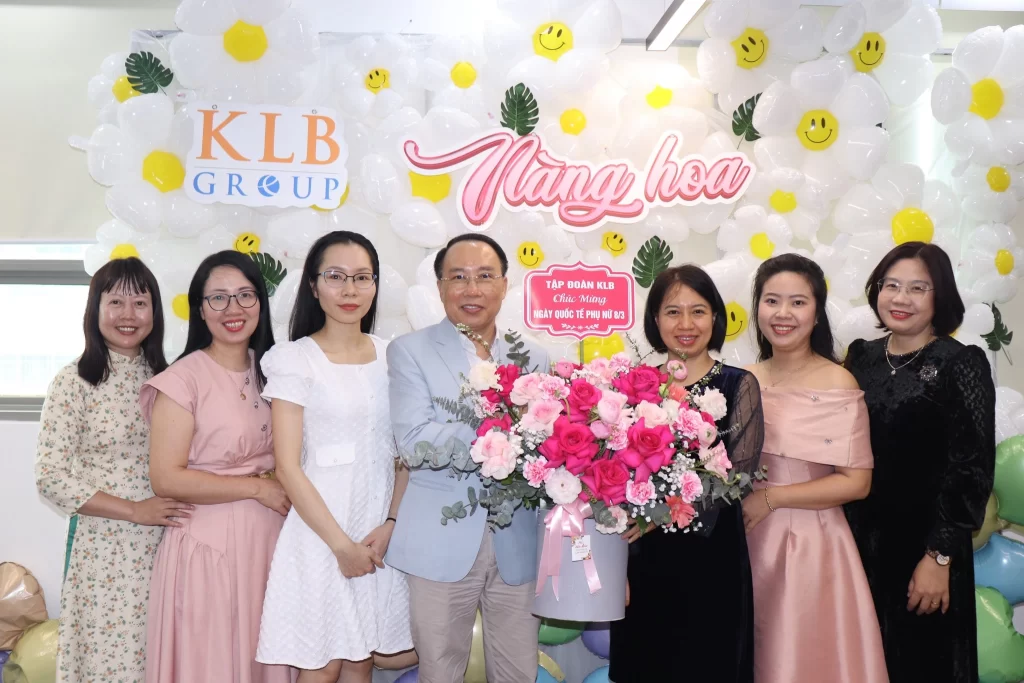 “NÀNG HOA” 8/3: SỰ KIỆN TRI ÂN NHỮNG BÓNG HỒNG TRUYỀN CẢM HỨNG TẠI KLB GROUP