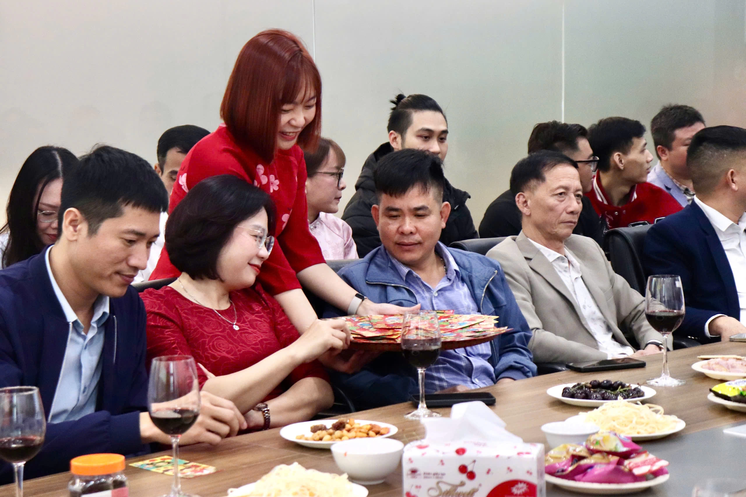 KLB GROUP KHAI XUÂN MÙNG 10 – KHỞI ĐẦU MỚI, KHÍ THẾ MỚI, THÀNH CÔNG MỚI