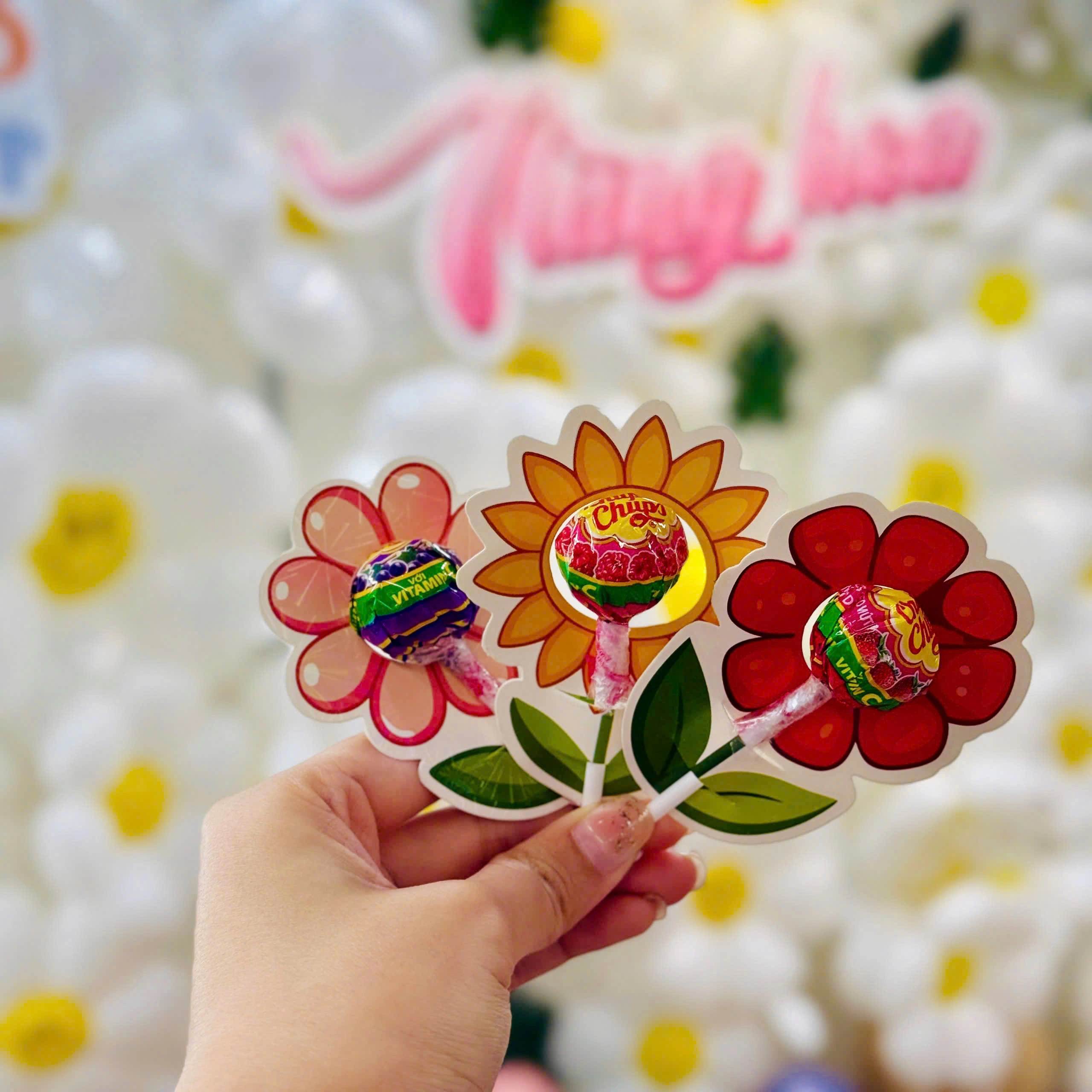 “NÀNG HOA” 8/3: SỰ KIỆN TRI ÂN NHỮNG BÓNG HỒNG TRUYỀN CẢM HỨNG TẠI KLB GROUP