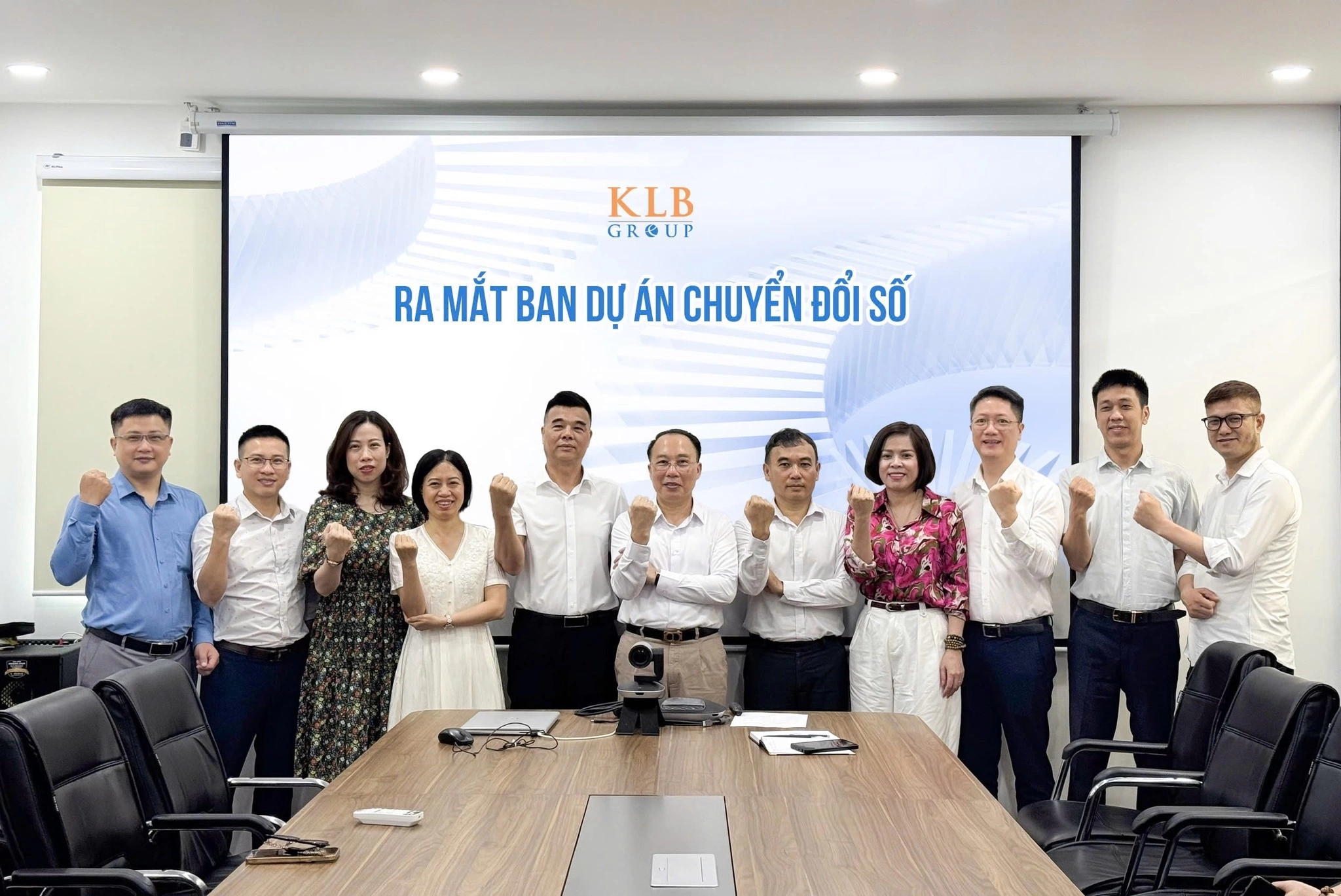 KLB GROUP CHÍNH THỨC RA MẮT BAN DỰ ÁN CHUYỂN ĐỔI SỐ: BƯỚC TIẾN CHIẾN LƯỢC TRONG HÀNH TRÌNH PHÁT TRIỂN BỀN VỮNG