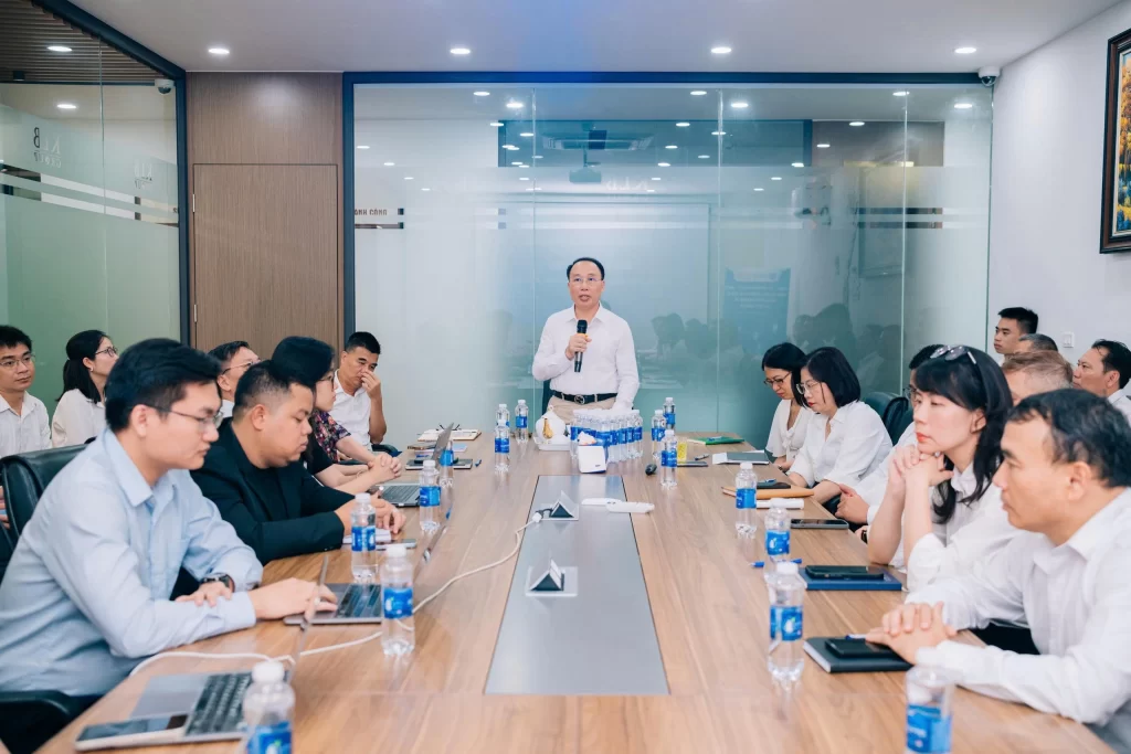 KLB GROUP KICK-OFF DỰ ÁN BASE.VN – KHỞI ĐẦU HÀNH TRÌNH KIẾN TẠO MÔI TRƯỜNG LÀM VIỆC SỐ