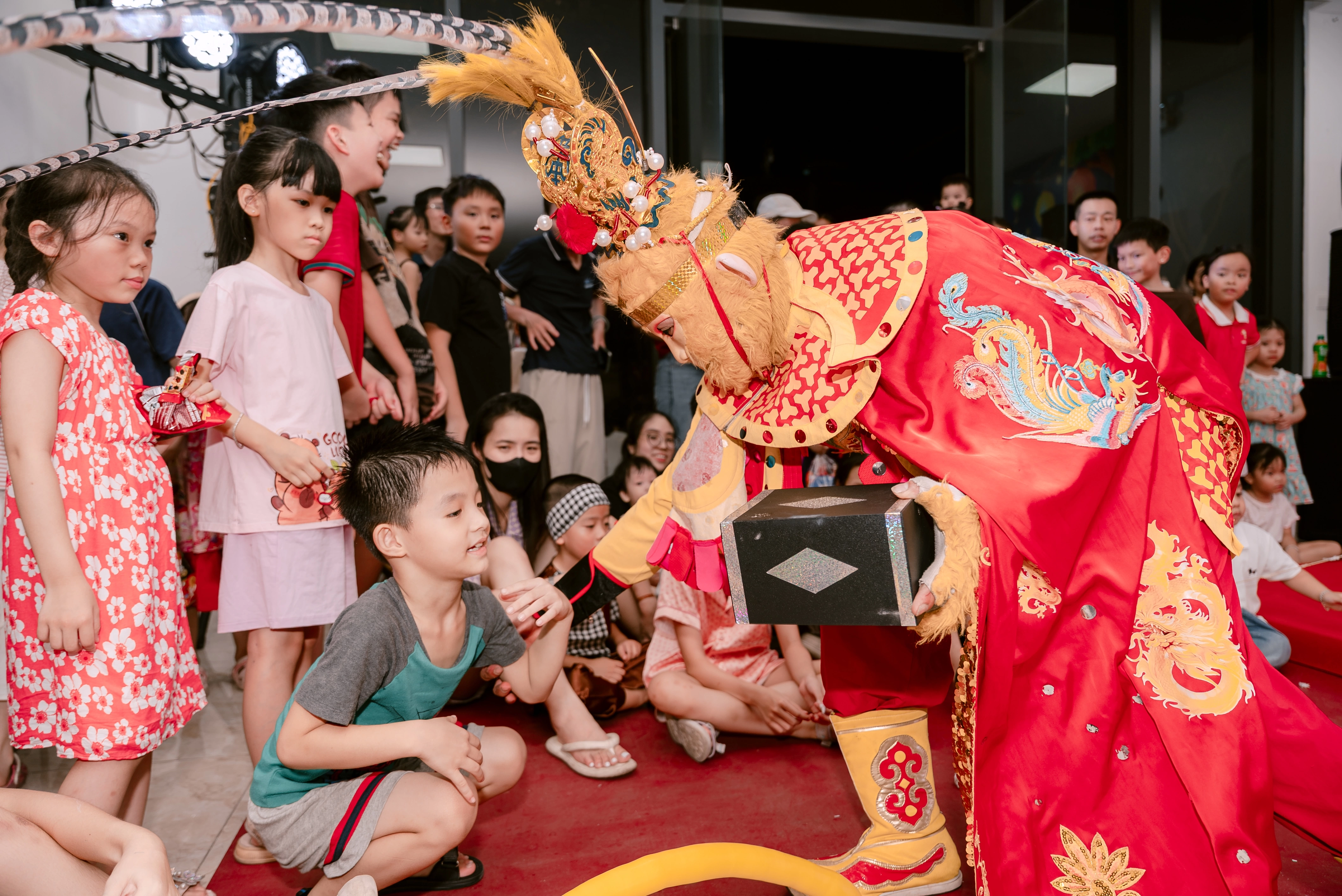 FELIZ HOMES RỘN RÀNG ĐÓN TRUNG THU 2026 – GẦN 1.000 SUẤT QUÀ TRAO TẶNG CÁC EM NHỎ